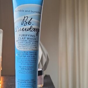 Bumble and bumble B6 Sunday Purifying Clay Wash - Blue and White